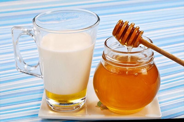شیر و عسل
